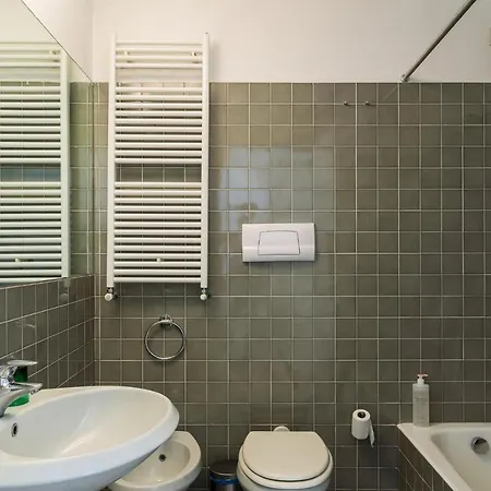 Quattro Passi Dalla Darsena Apartment